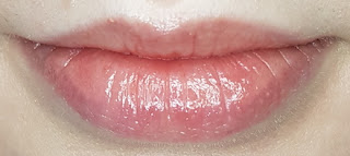 Dr. PawPaw Balm in Tinted Ultimate Red lip swatch