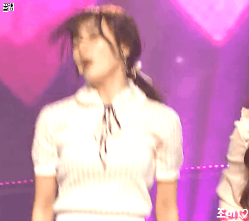 오늘 인기가요 레드벨벳 컴백무대 솔직히 보고가셔야함.gif | 인스티즈