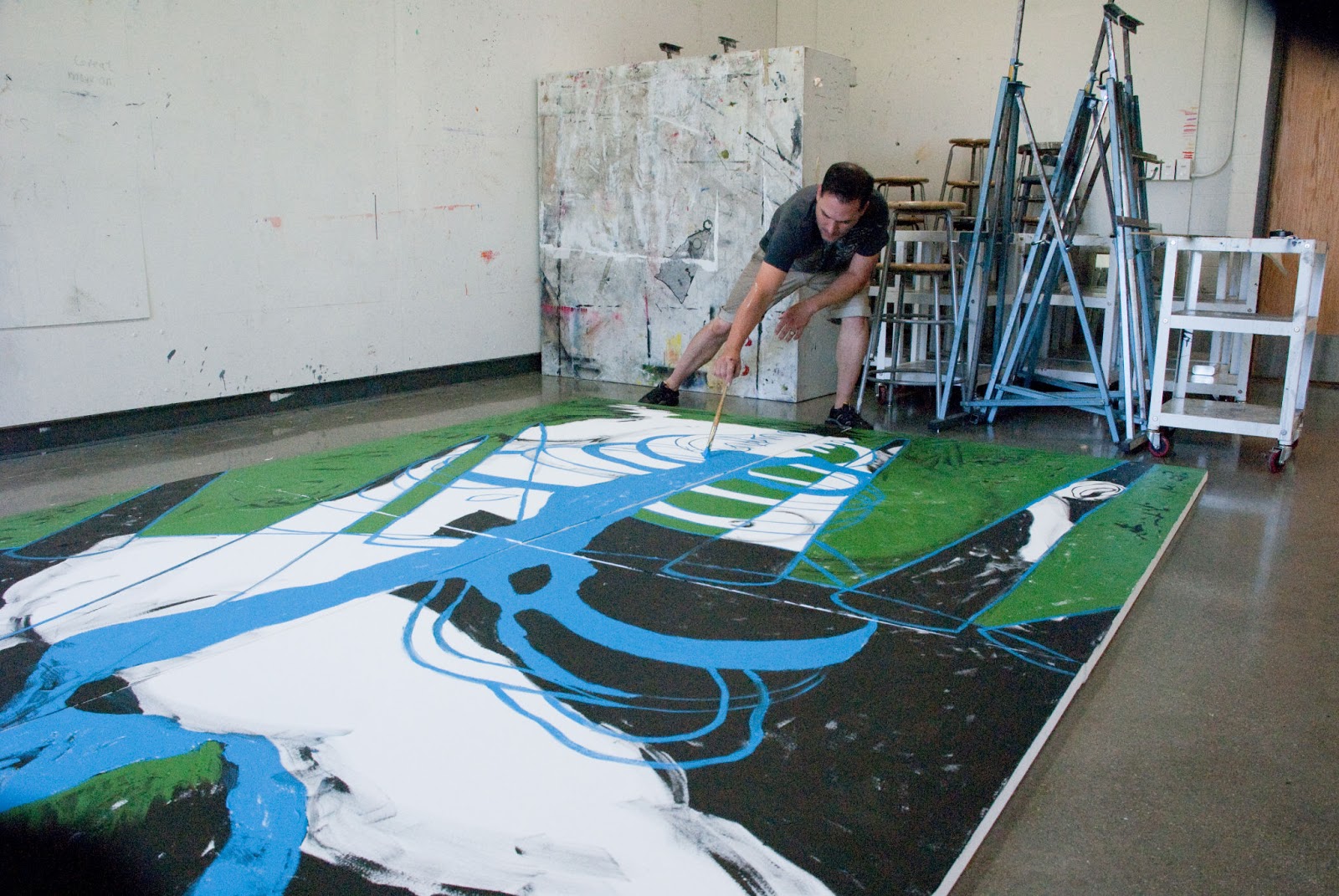 ARTIST EUGENE CLARK / THE HHB MURALS ARTIST EUGENE CLARK PAINTING ONE