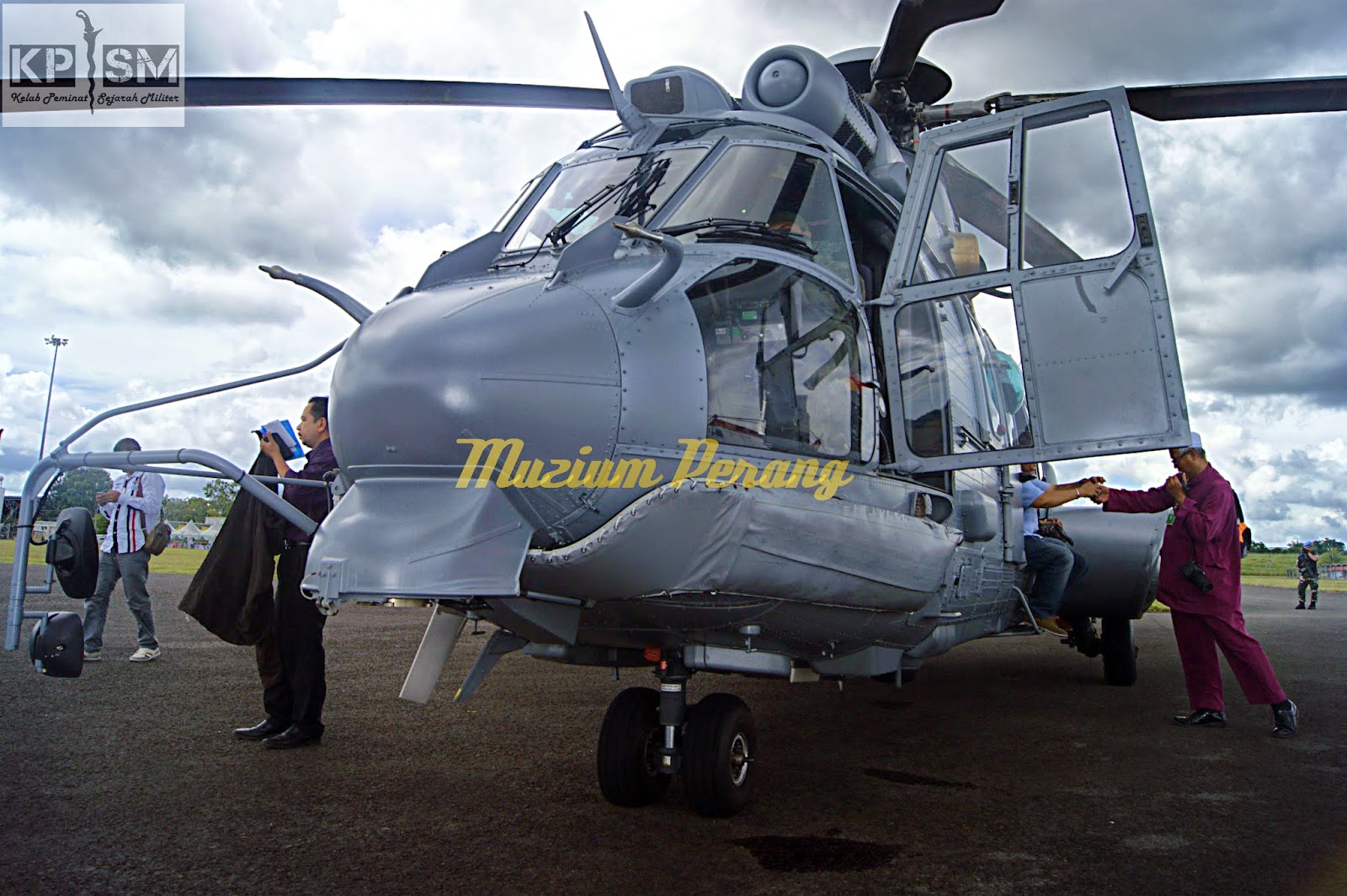 Sejarah Konflik & Militer: EC 725 Super Cougar in RMAF