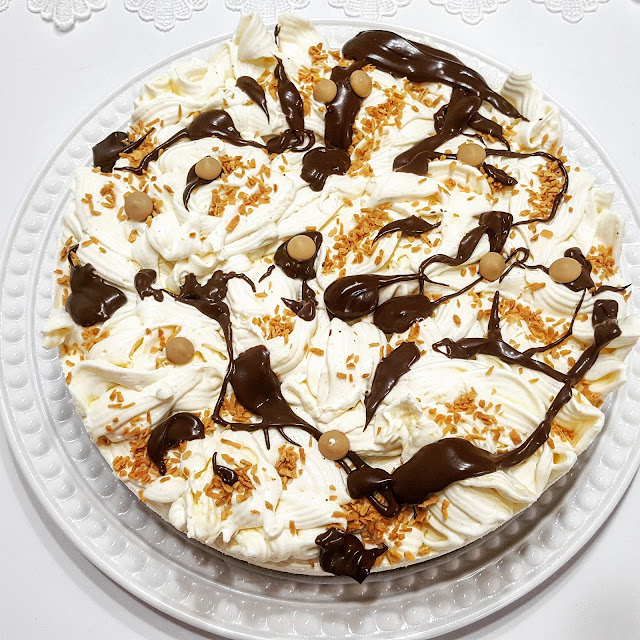 עוגת מוס שמנת וגבינה