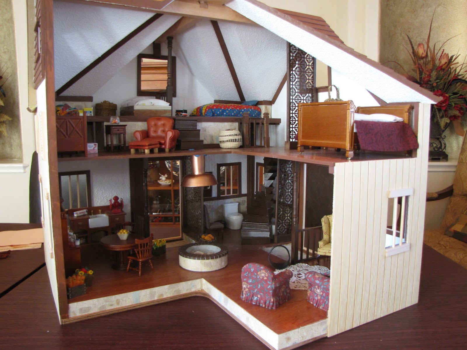 Barn Dollhouse