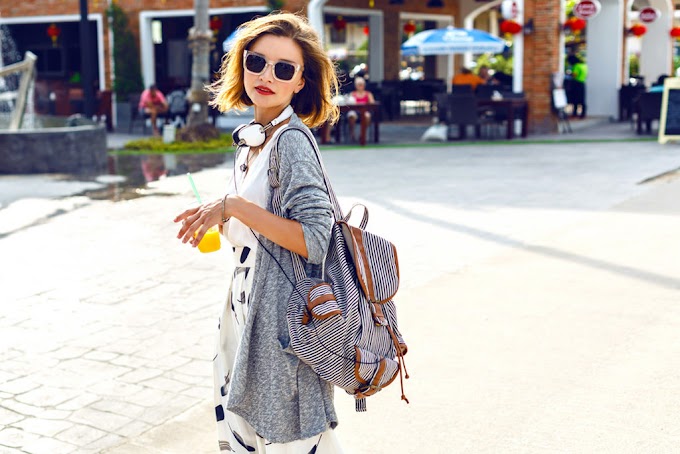 Cara Membuat Template Blogger Menjadi Smooth Saat di Gulir Cara Membuat Template Blogger Menjadi Smooth Saat di Gulir