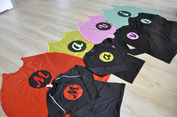capas y camisetas de superheroe diy