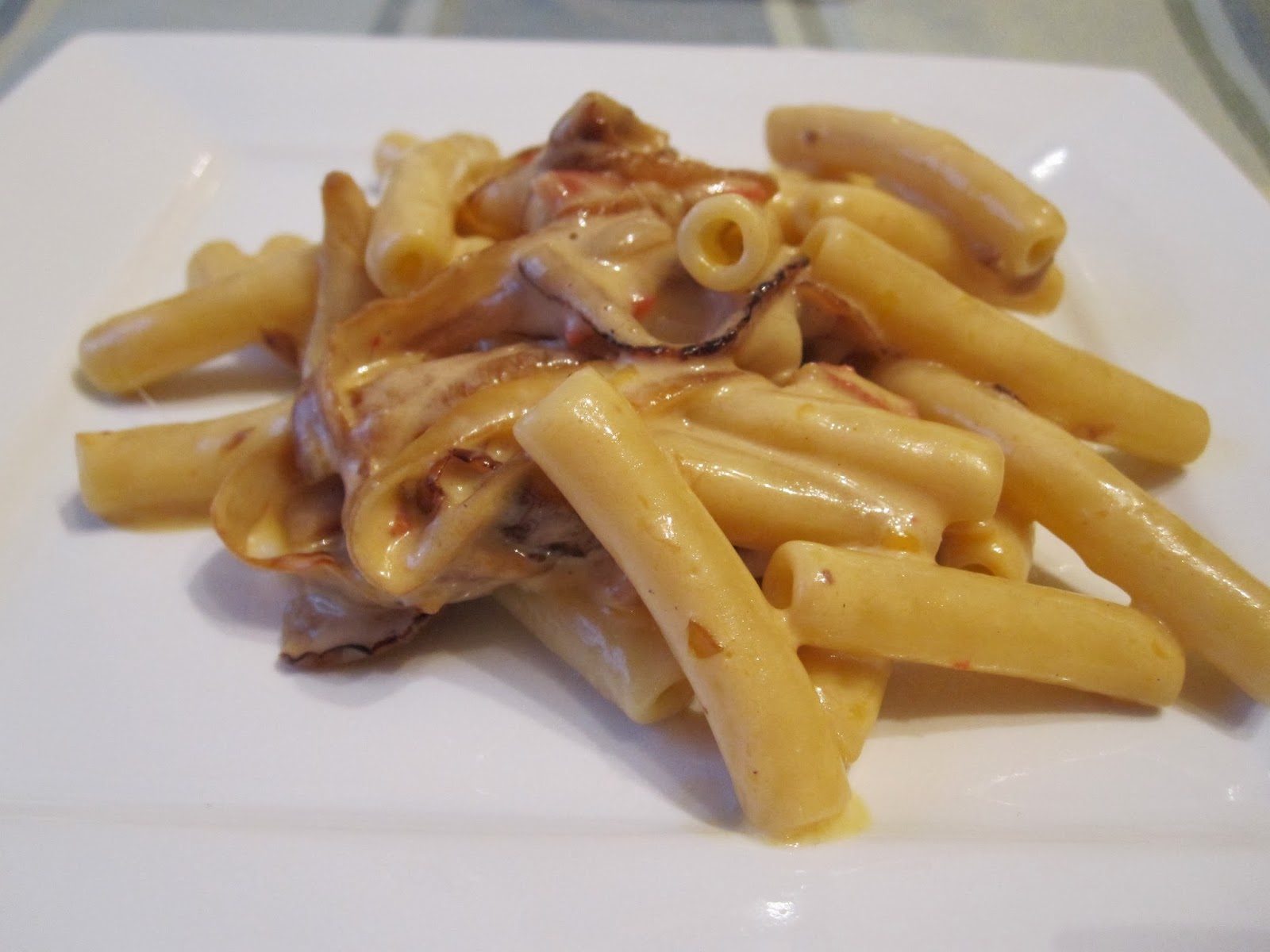 Mac and Cheese with Caramelized Onions and Bacon