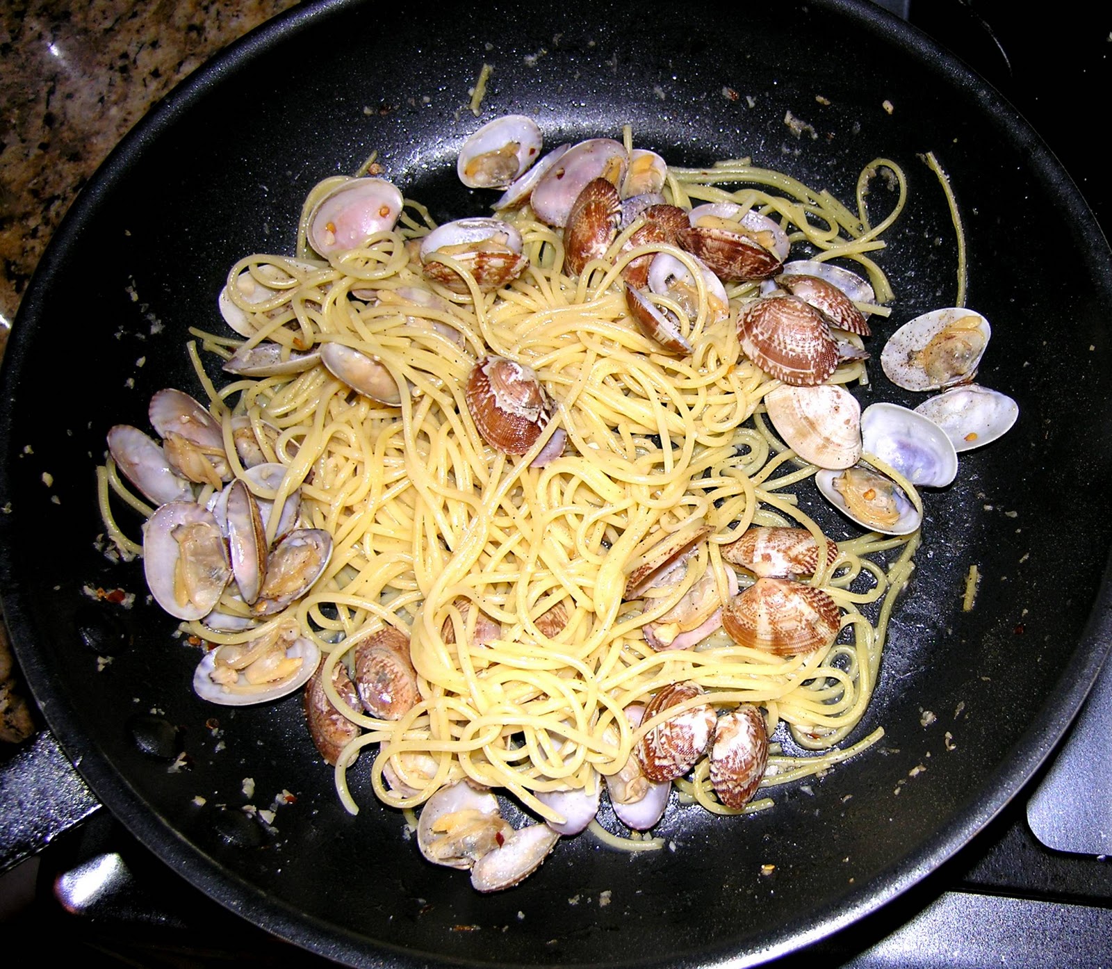 별나라 Cookbook / Beolnara Cookbook Baby Clam Pasta (Pasta al Vongole