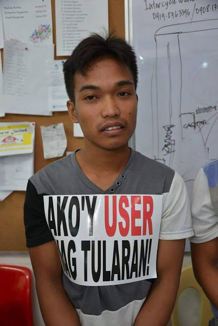 Ipinarada ng taong-bayan ang mga Pusher at User sa Tanuan Batangas