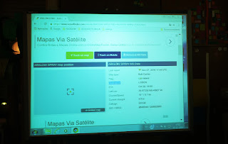 O site Vesselfinder no quadro interativo
