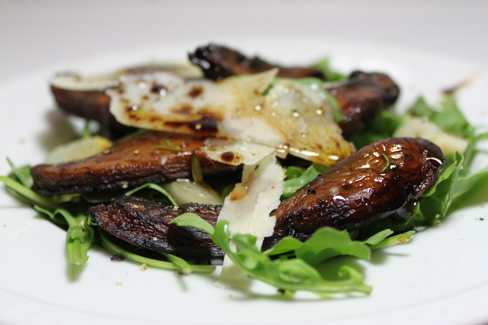 Lindaraxa Grilled Portobellos With Arugula, Roasted Pears & Balsamic