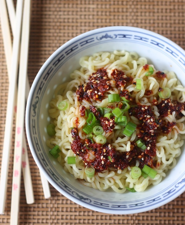 Spicy Ramen Noodles with Korean Chili Dressing by SeasonWithSpice.com