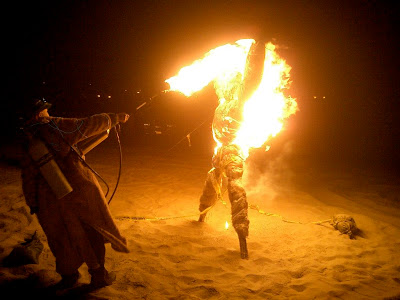 Burning Scarecrows 7 Tradisi Tahun Baru nan Unik