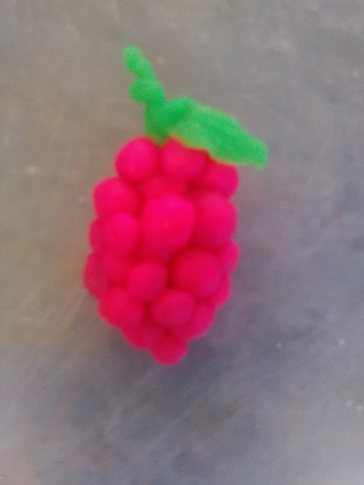 Membuat bentuk  buah buahan dari plastisin Budes OK