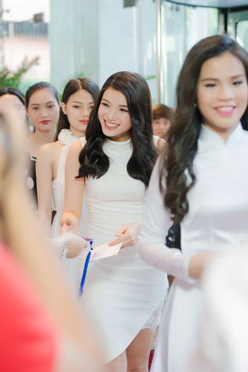 Nhiều cô gái xinh đẹp góp mặt ở Hoa hậu Việt Nam 2016 - 4