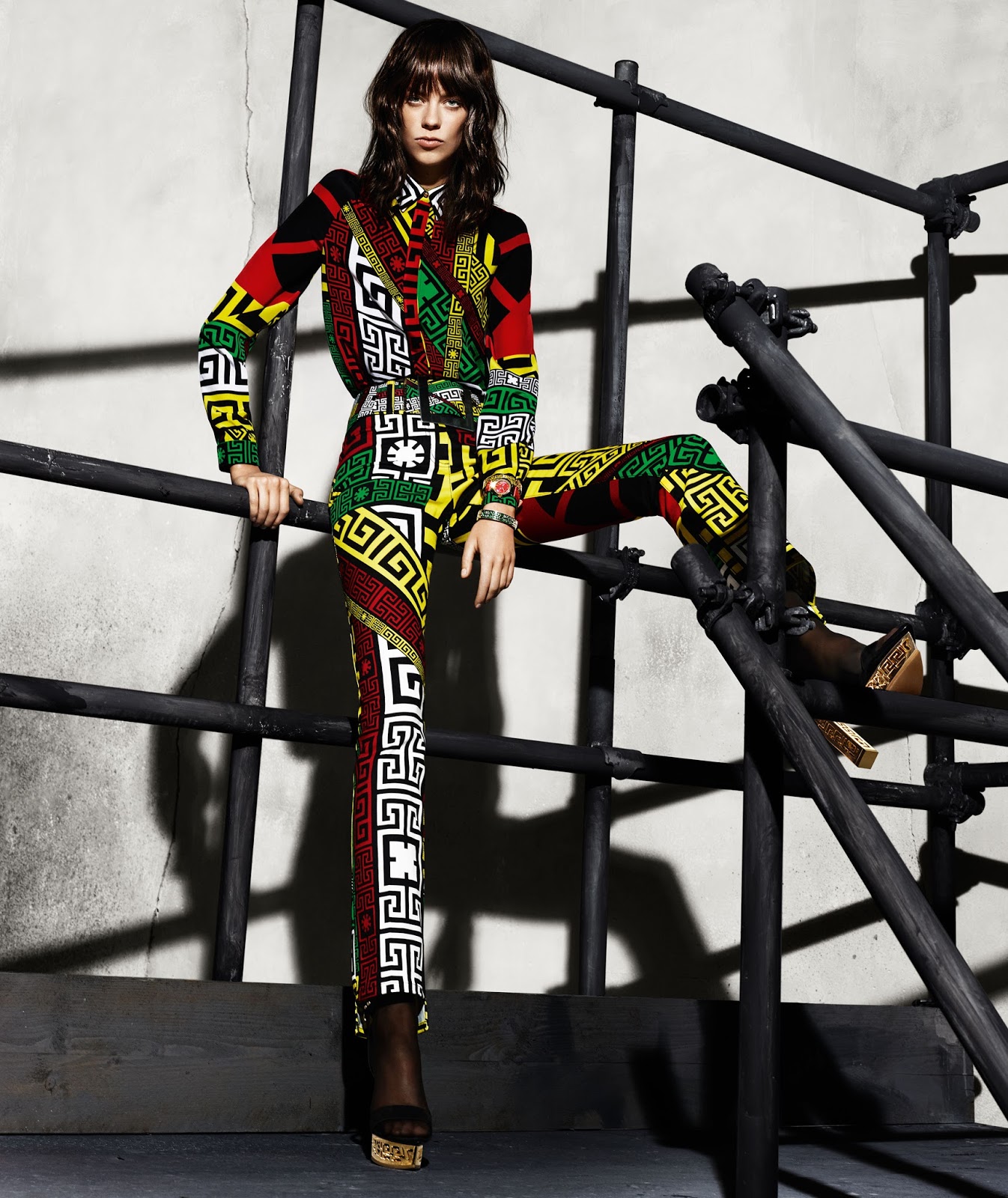 Ad Campaign: Versace Fall/Winter 2015.16: Karlie Kloss, Lexi Boling ...