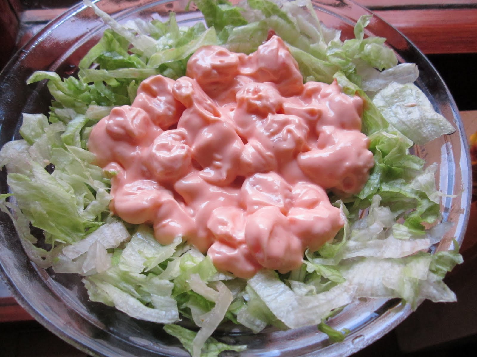 Antipasti Gamberetti in salsa coktail