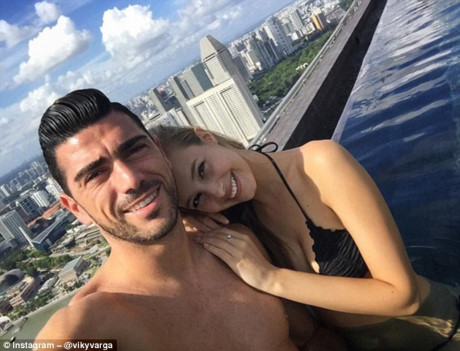 Kieu co vu doc dao cua nang Wags xinh nhat Euro 2016 - Anh 3