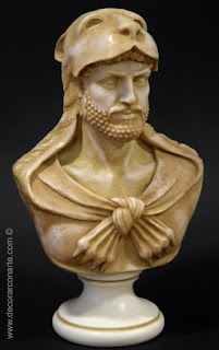 Bust of Hercules with lion skin.