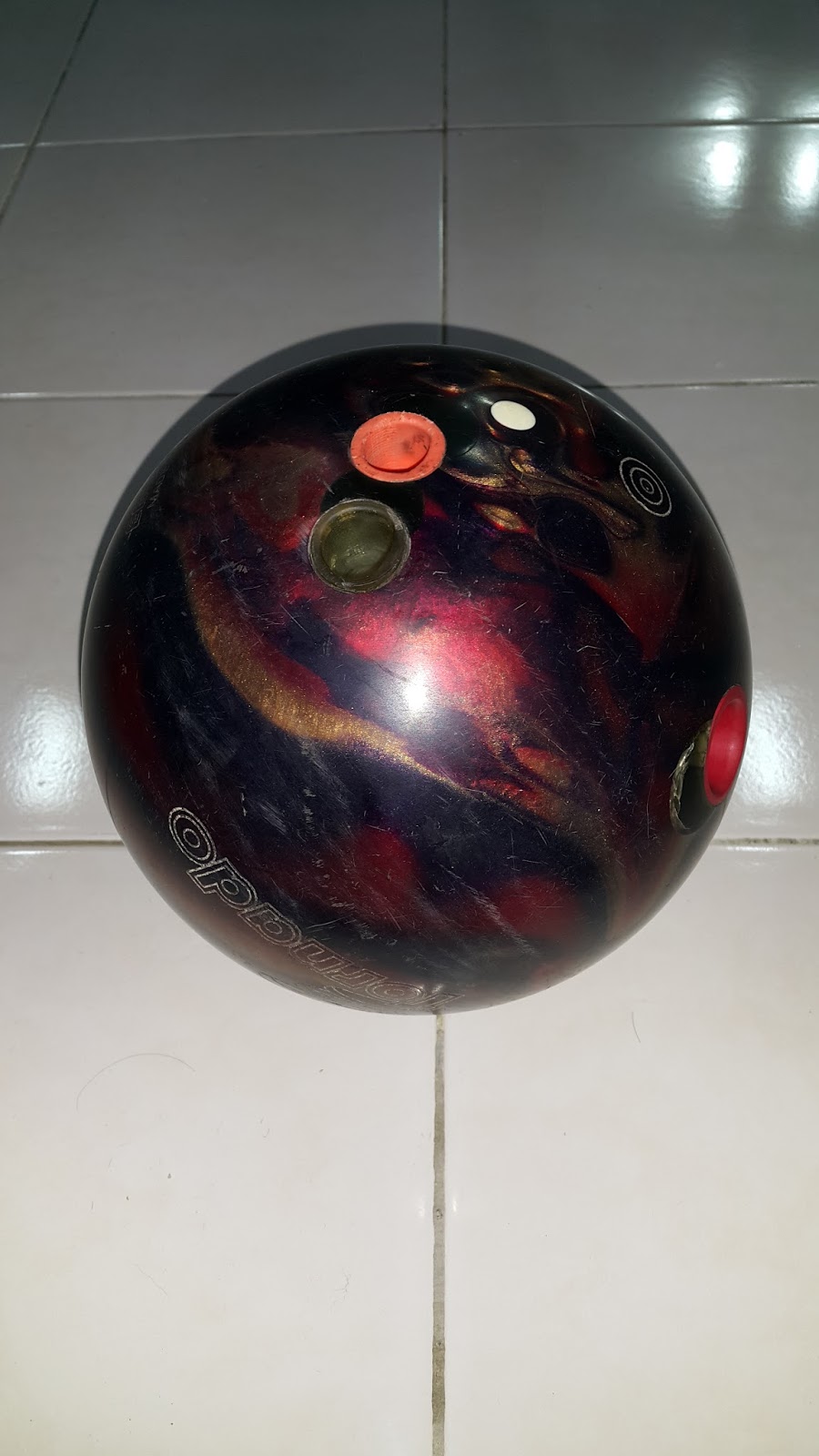 KEDAI BOWLING ONLINE REACTIVE BOWLING BALL EBONITE TORNADO 12 LB++