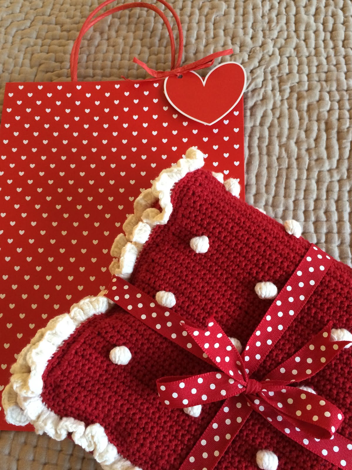 Bobbly Baby Blanket