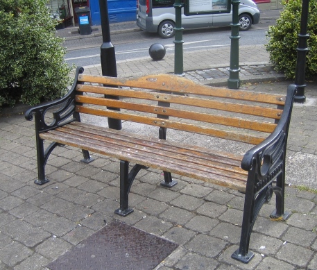 SEAT.JPG