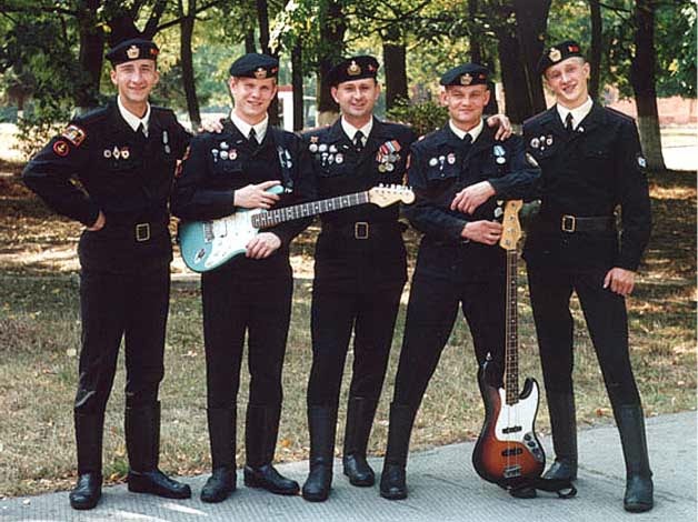 группа черные береты. черные береты новое. берет морская пехота чёрный. черная беретка морской пехоты. морпехи группа черные береты.