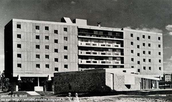 INAUGURATION DE LA MAISON DU BRÉSIL A LA CITÉ UNIVERSITAIRE DE PARIS L'Architecture d'Aujourd'hui - Juin - Juillet - 1959 INAUGURATION DE LA MAISON DU BRÉSIL A LA CITÉ UNIVERSITAIRE DE PARIS L'Architecture d'Aujourd'hui - Juin - Juillet - 1959