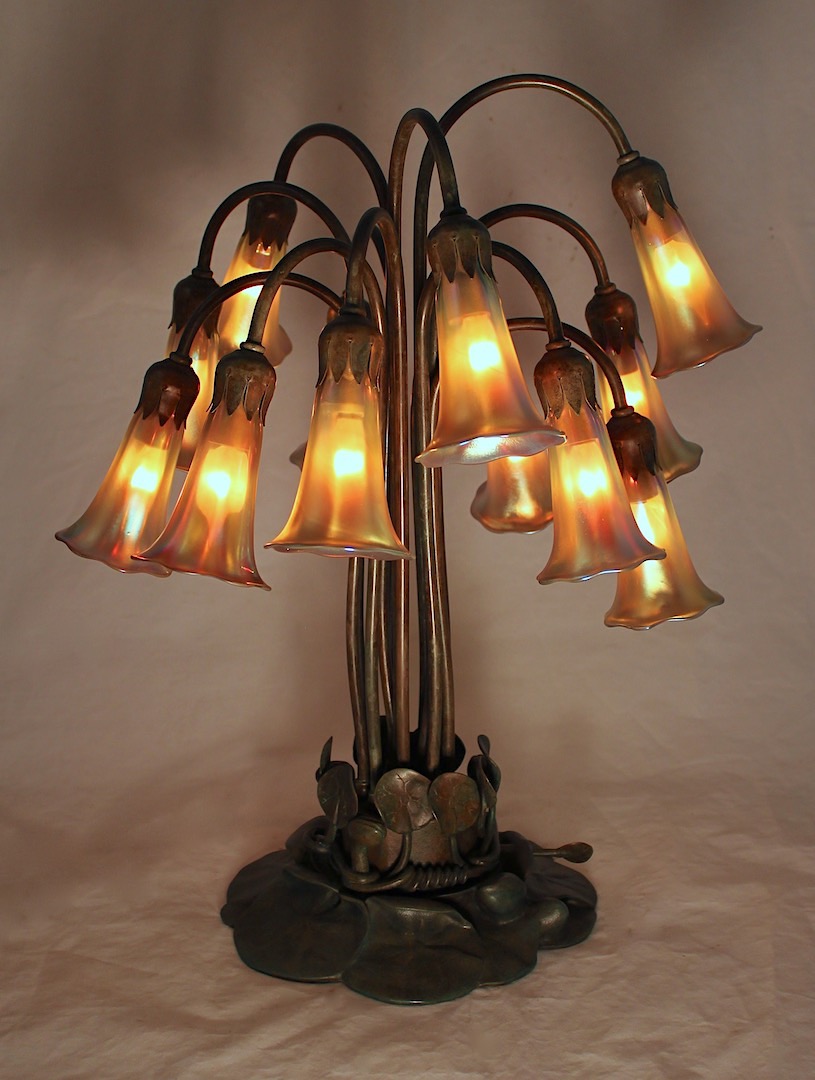 lily table lamp