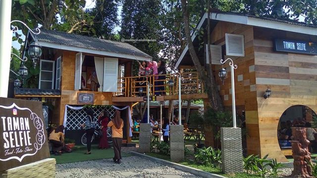 Cerita Anak Medan Taman Selfie Kampung Selfie Restoran Selfie Begitulah Orang Medan Sebutnya Udah Ada Di Medan Woiii Tepatnya Di Kota Binjai Datang Lah Kelen Kesini