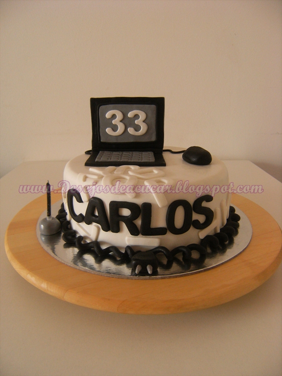 Desejos de Açucar Bolos decorados Bolo computador do Carlos