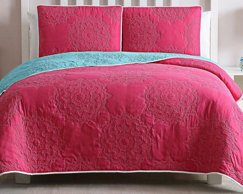 Kids Zone Stacy Reversible Quilt Set