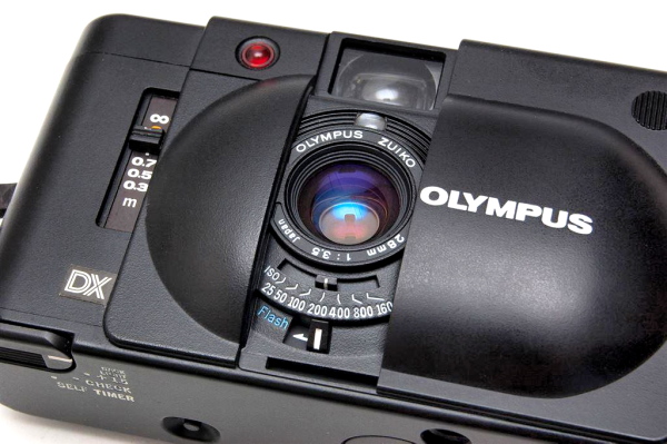 ImagingPixel: Olympus XA4 Macro 35mm Zone Focus Film Camera