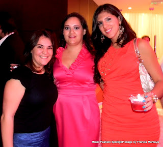 Rosana Cervi, Annabel Mendez and Karla Jimenez.