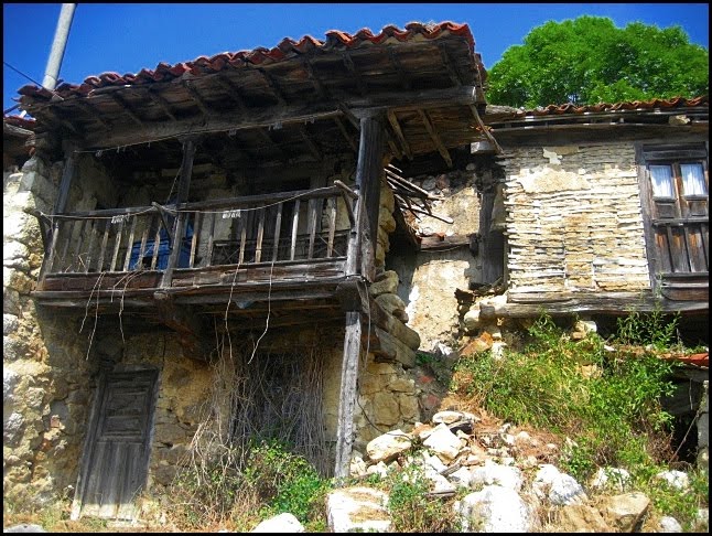 Mitología Asturiana: LA VIDA DOMÉSTICA EN ASTURIAS 1800-1965