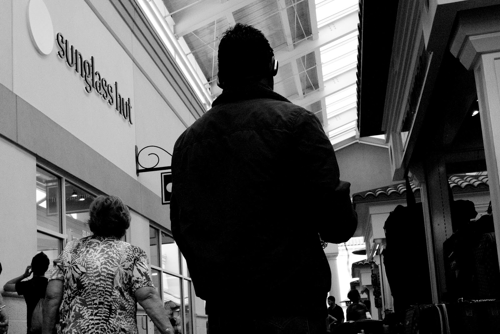 Orlando Street Photography Sunglass Hut