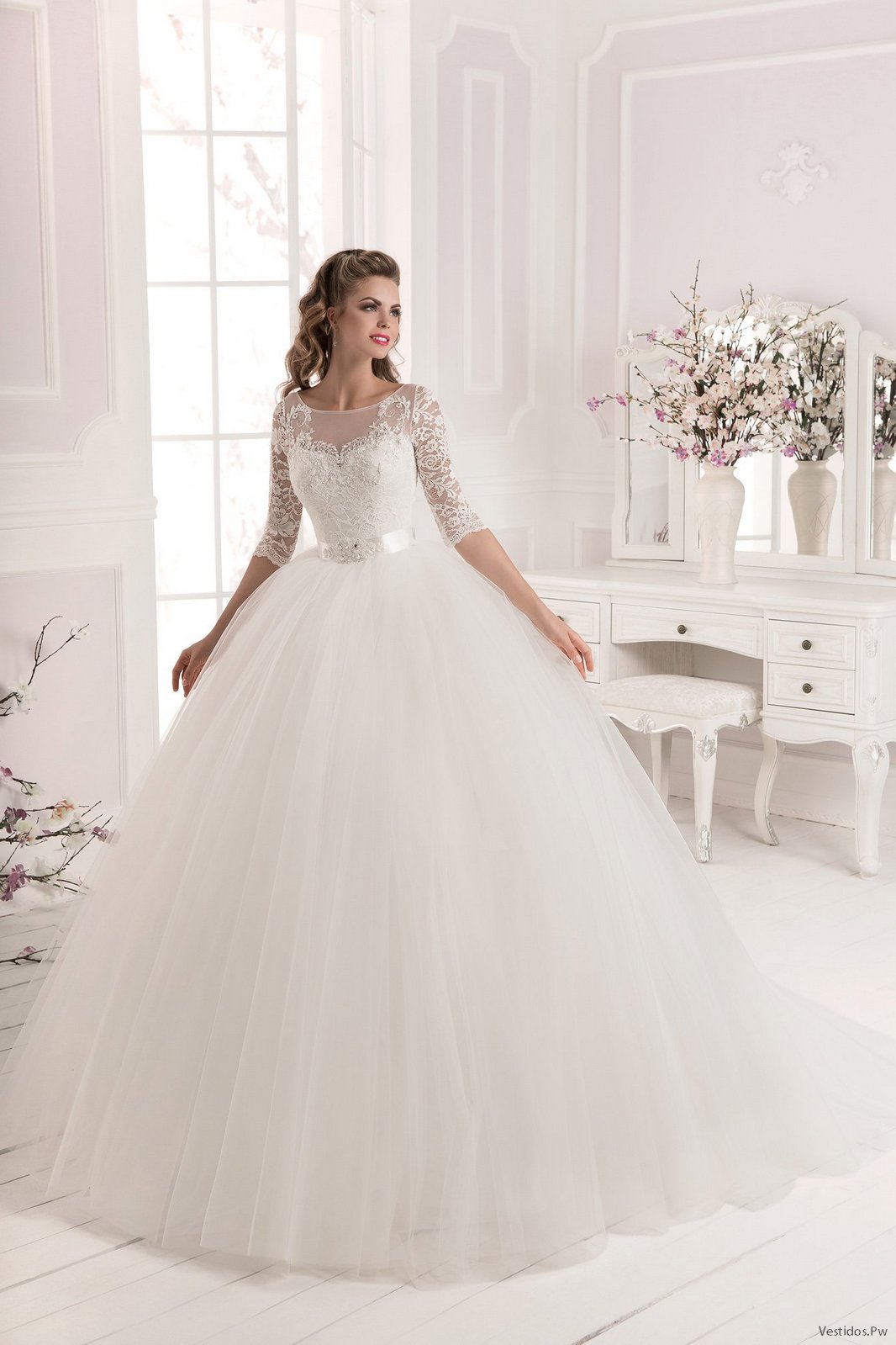 ▷ 1001 + ideas de vestidos de novia sencillos para tu boda  Vestidos de  novia, Vestidos de novia sencillos, Vestido de novia baratos