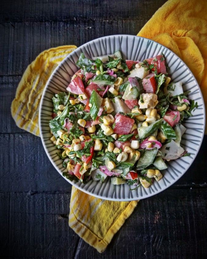 Mango Tomato Everything But The Kitchen Sink Meatless Monday Salad