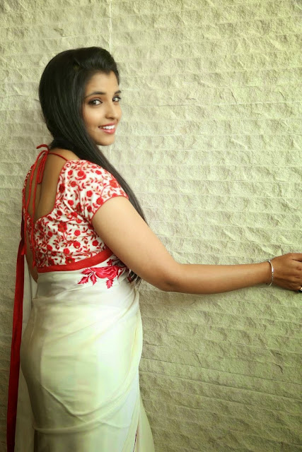 [Image: Achor-Shyama-fab-look-photos-028.jpg]