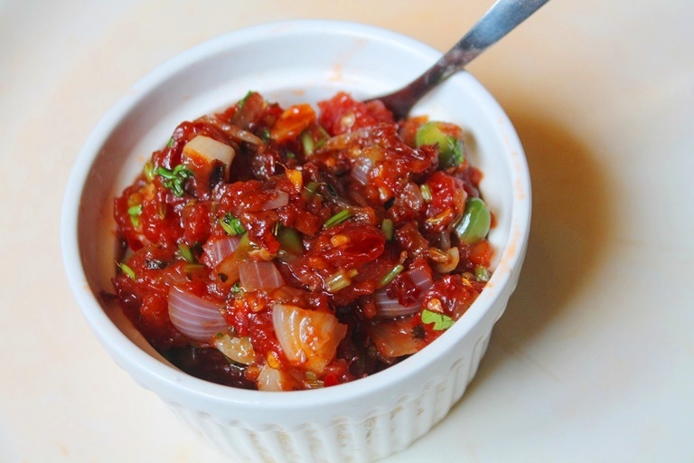 Quick Tomato Relish Recipe Yummy Tummy