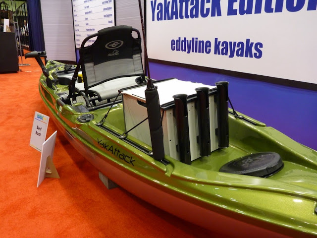 eddyline-C135-Yakattack-Stratofisher-Kayak-BlackPak