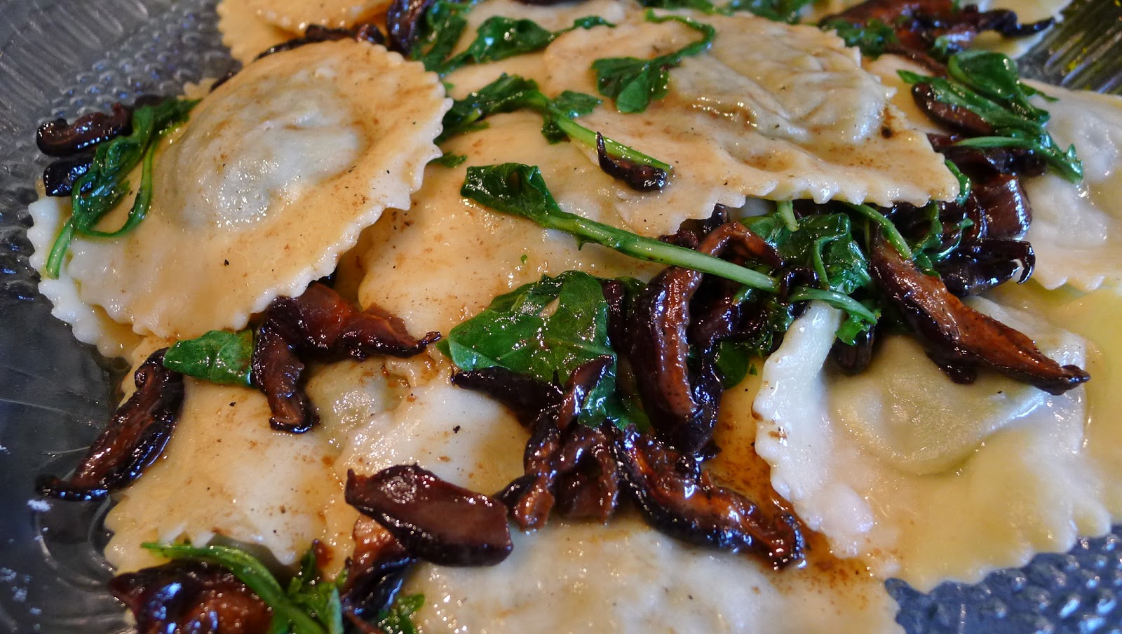 newFOOD tuesdayz Arugula and Porcini Mushroom Ravioli