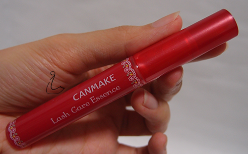 canmake lash care essence
