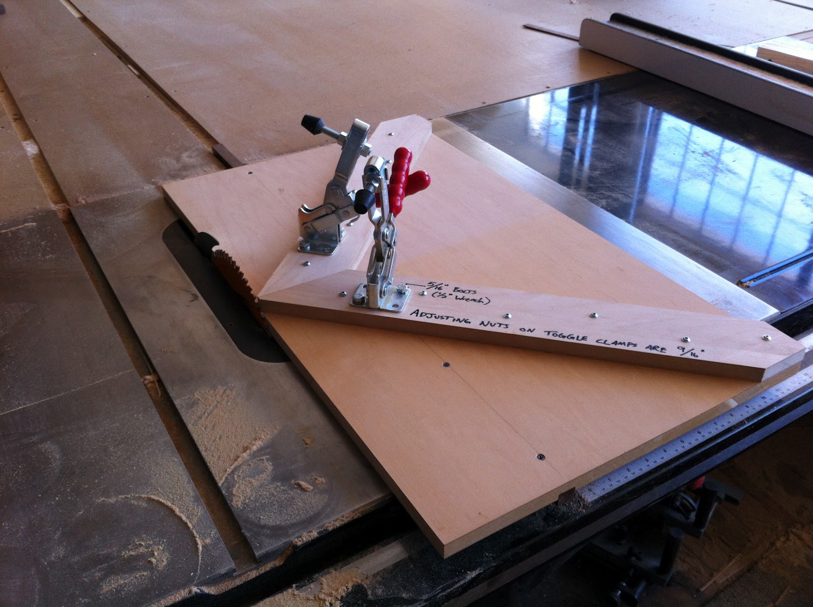 James Watriss Yet another table saw sled
