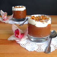  Mousse de chocolate e café com whiskey e creme de natas e amêndoa caramelizada