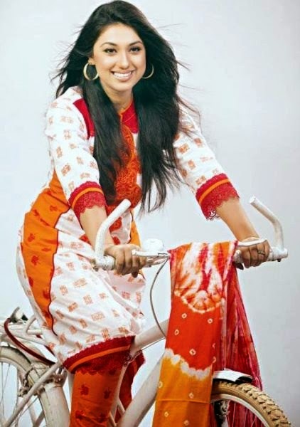 Sakib R Opubissas Sex Video - Bangladeshi Actress Apu Biswas HD Photo Wallpapers ~ Prozukti24