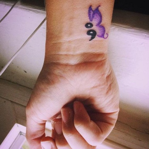 Violeta Borboleta com ponto e Vírgula Tatuagem do Corpo