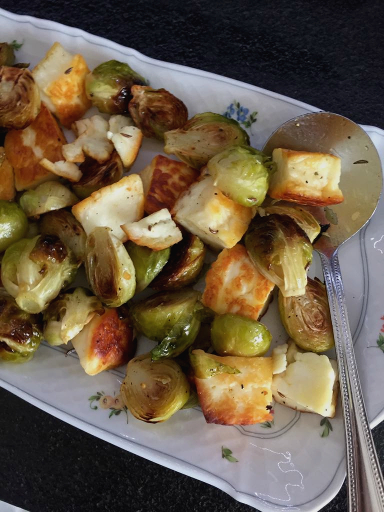 Starbooks FRIED HALLOUMI WITH SPICY BRUSSELS SPROUTS