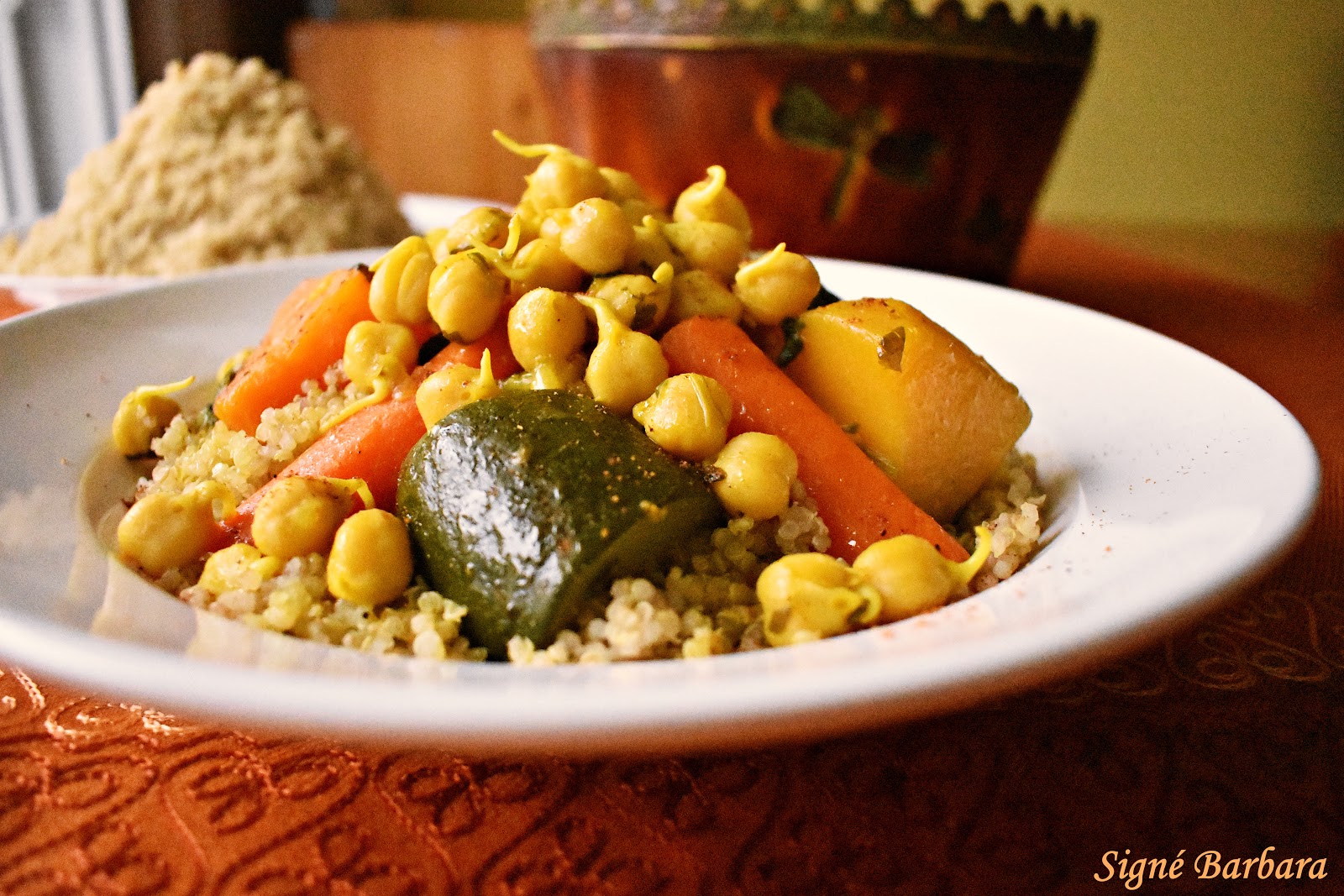 Signé Barbara Couscous végétarien au quinoa et aux pois chiches germés