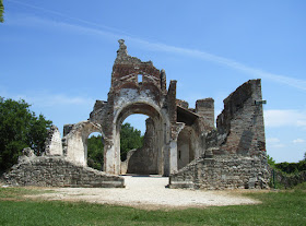 Photo of the ruins of the Abbey of Sant'Eustachio near Treviso