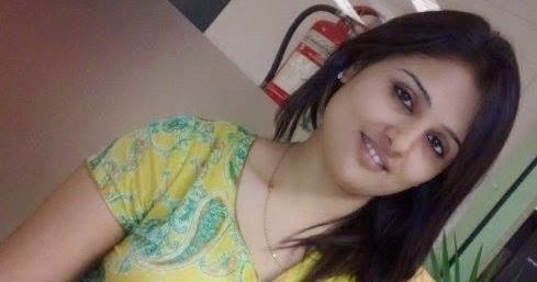 tram pararam girls butts from Blaze didi ke sath sex