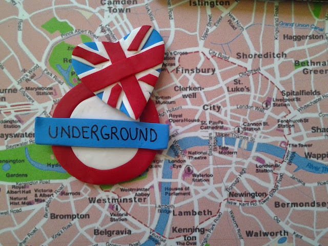 segnaletica underground metro Londra in fimo